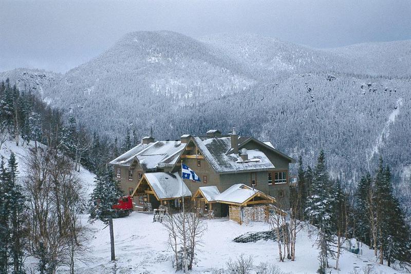 Auberge De Montagne Des Chic-Chocs แคป-ชาต์ ภายนอก รูปภาพ